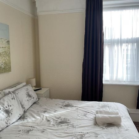 San Diego Guest House - Near Pleasure Beach Blackpool Kültér fotó
